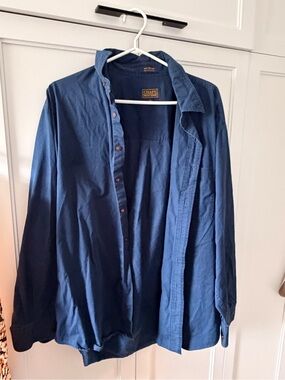 Chaps Ralph Lauren Shirt in Dark Blue with Yellow Logo